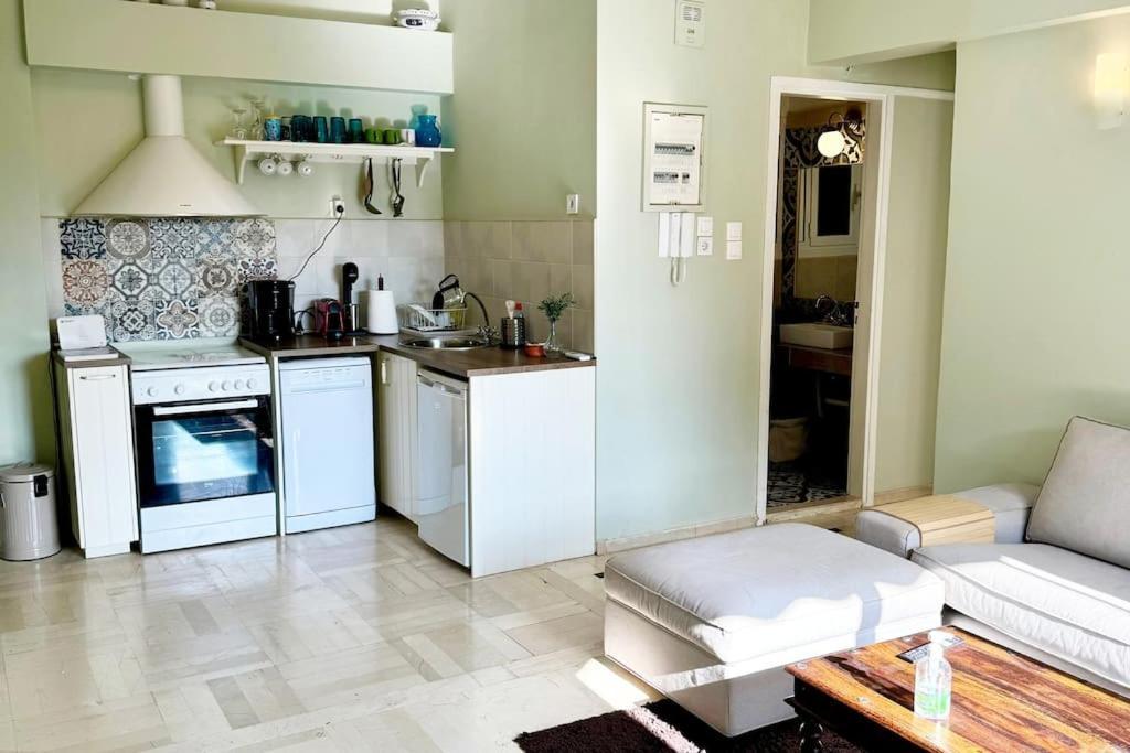 Charming Apartment In Варкиза Экстерьер фото